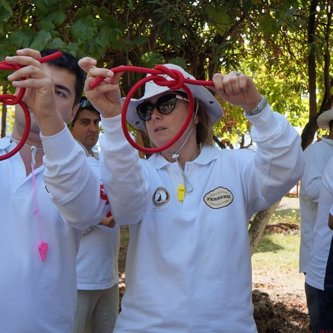 Takım oyununda katılımcılar